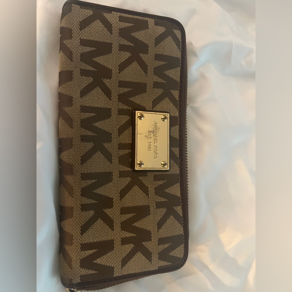 Michael Kors Tan and Brown Logo Zip Wallet